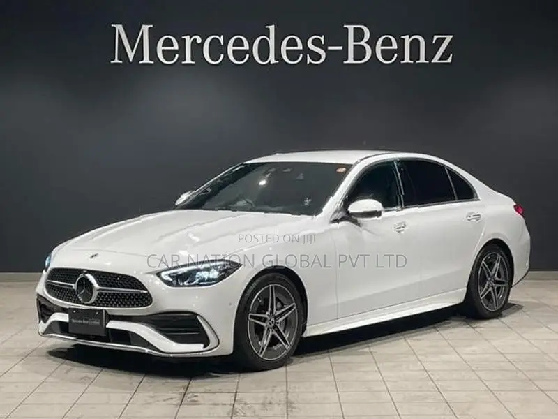 Mercedes Benz C200 AMG LINE 2025