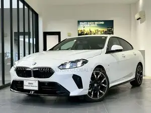BMW 220i M SPORT 2025