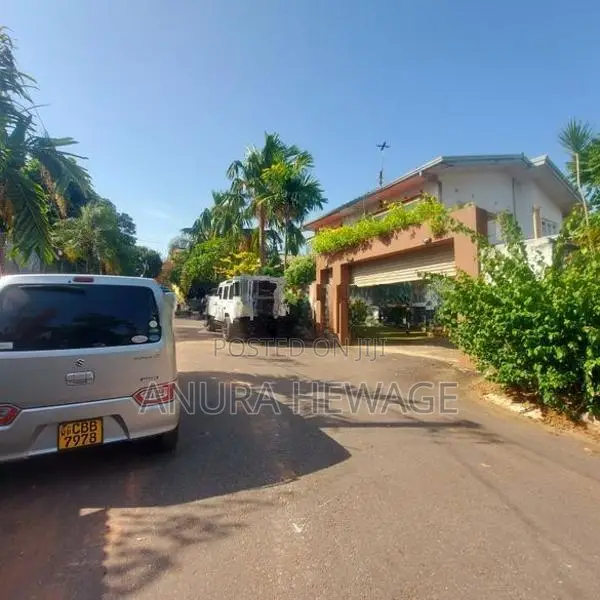 කිරුළපන, වාණිජ වටිනාකමකින් යුත් ඉඩමක් විකිණීමට ඇත. (ID:KRLP001S)