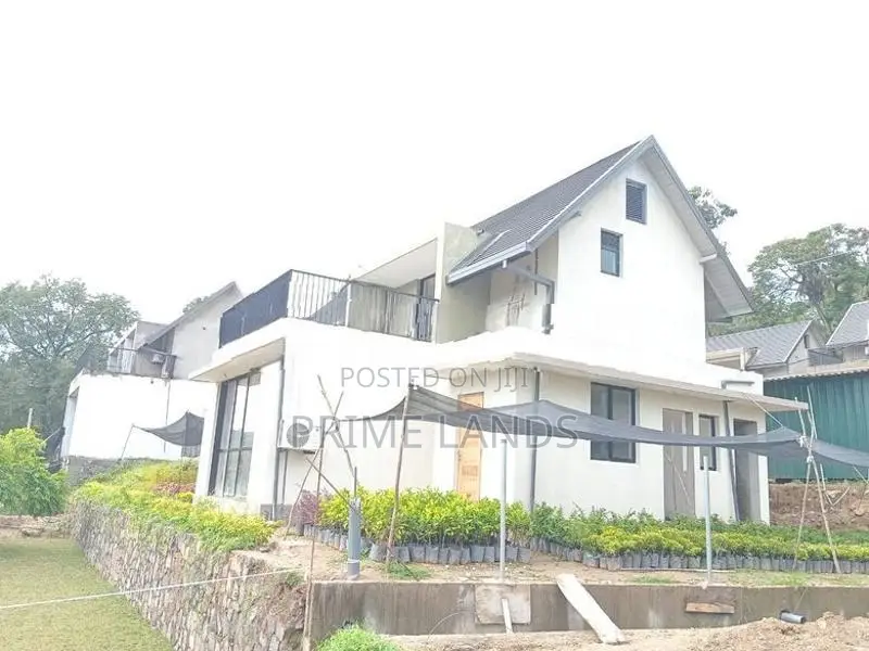 Kandy Victoria Reservoirs luxury Holiday villas