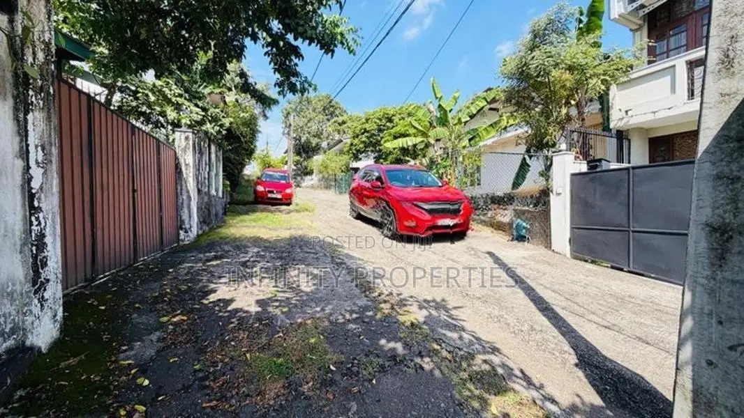 (AFA886) 14.5P Land for Sale Main Road Pitakotte
