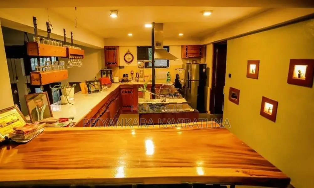 Uncommon Luxury House For Sale in Peradeniya