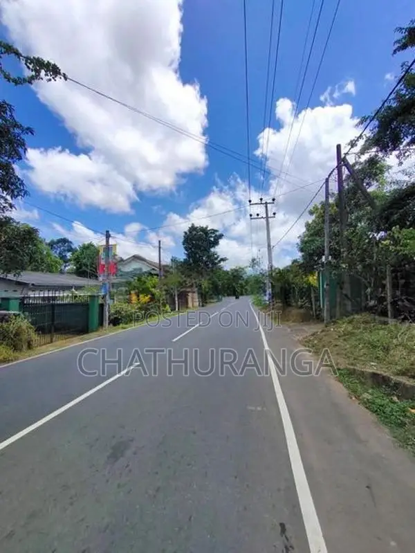 COMMERCIAL LAND & BUILDING For SALE KADAWATHA