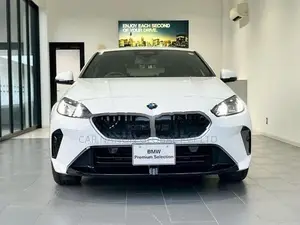 BMW 220i M SPORT 2025