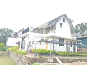 Kandy Victoria Reservoirs luxury Holiday villas
