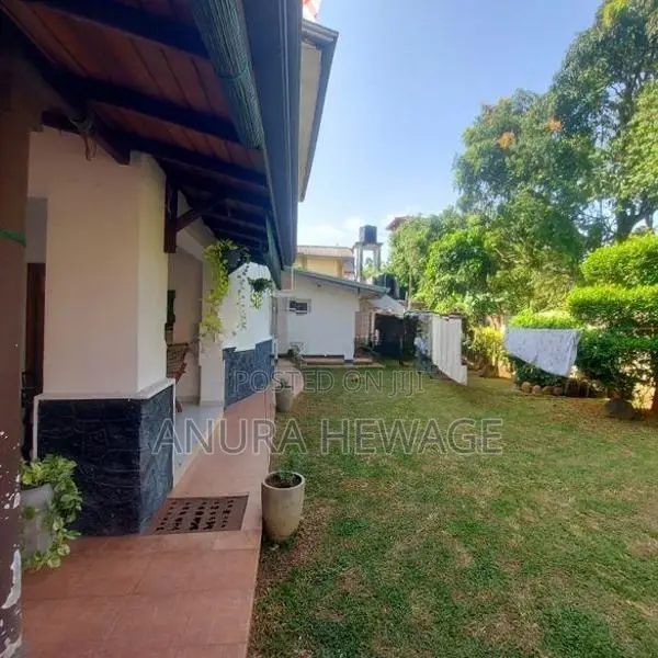 කිරුළපන, වාණිජ වටිනාකමකින් යුත් ඉඩමක් විකිණීමට ඇත. (ID:KRLP001S)