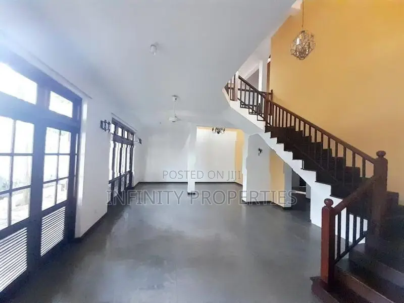 02 Story House Sale at Mirihana Nugegoda