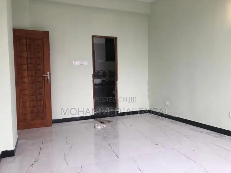 Apartment for Sale in Pamankada Road Colombo.06