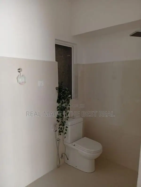 Nugegoda Town : Brand New 3BR (1,219 sf ) Luxury Apartment for Sale