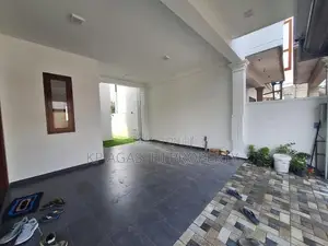 3st brand new luxury house for sale in pollgasovita