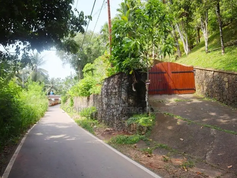 Galle Land for Sale in Walahanduwa