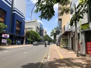 Showroom Space For Rent in Duplication Road Bambalapity Colombo.04