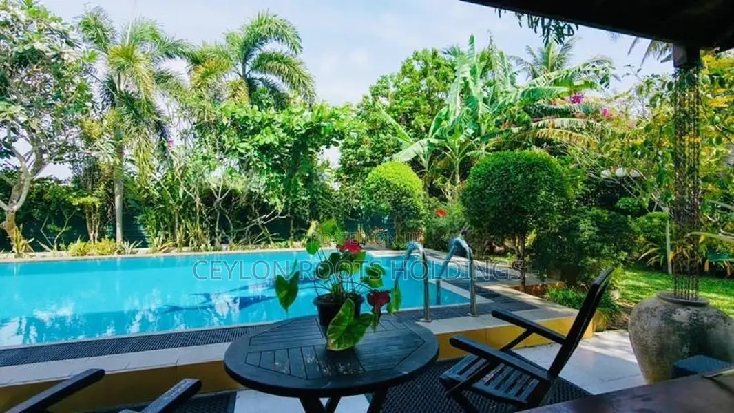 A Beautiful House With Swimming pool & All Furniture for sale In Lunaw