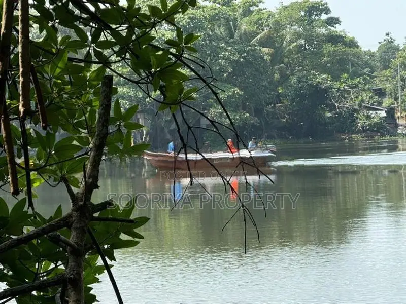 Water Front Land for Sale in Piliyandala Moratuwa