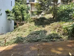 Valueabal land for sae in kandy Lake round