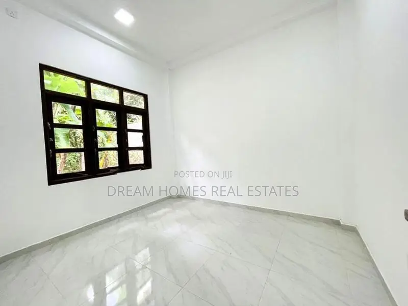 Elegant 3BR Home for Sale near Ederamulla Junction – Wattala