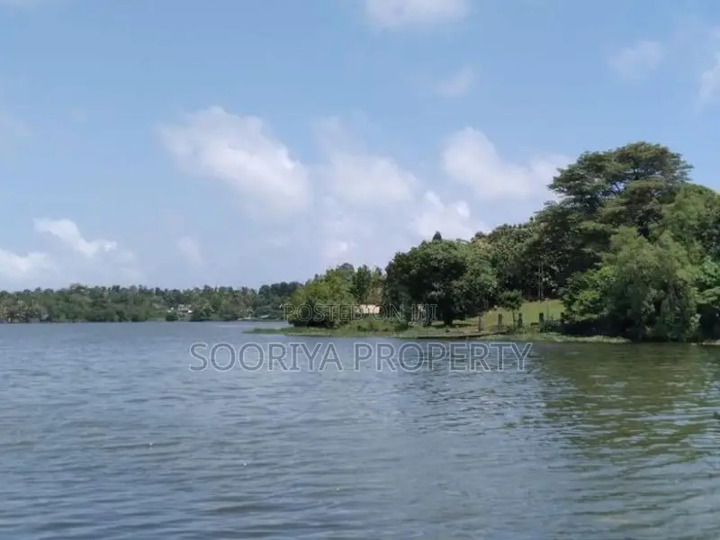 Water Front Land for Sale in Piliyandala Moratuwa