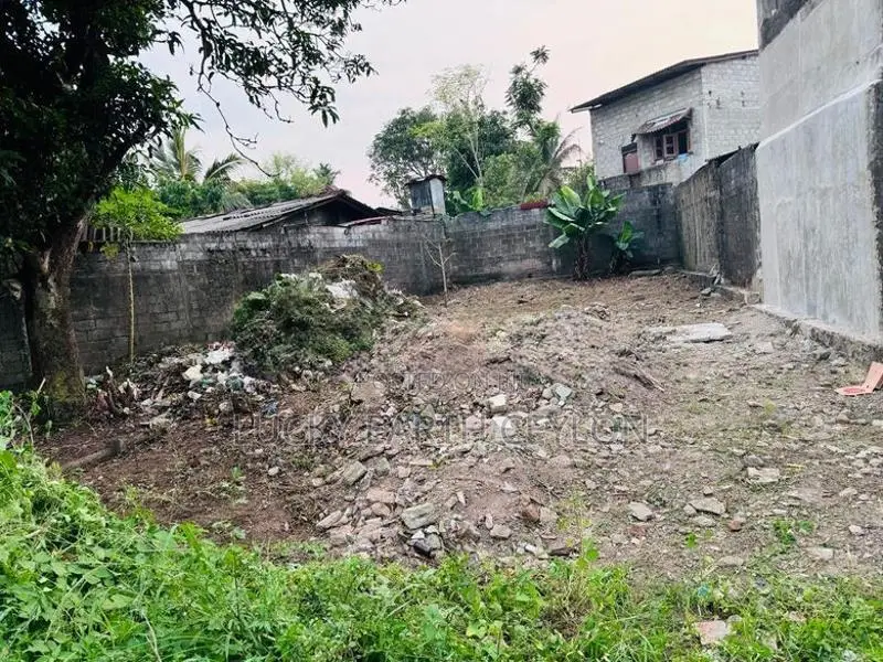 Malabe, Square Shaped, Bare Land For Sale (MGS2041)