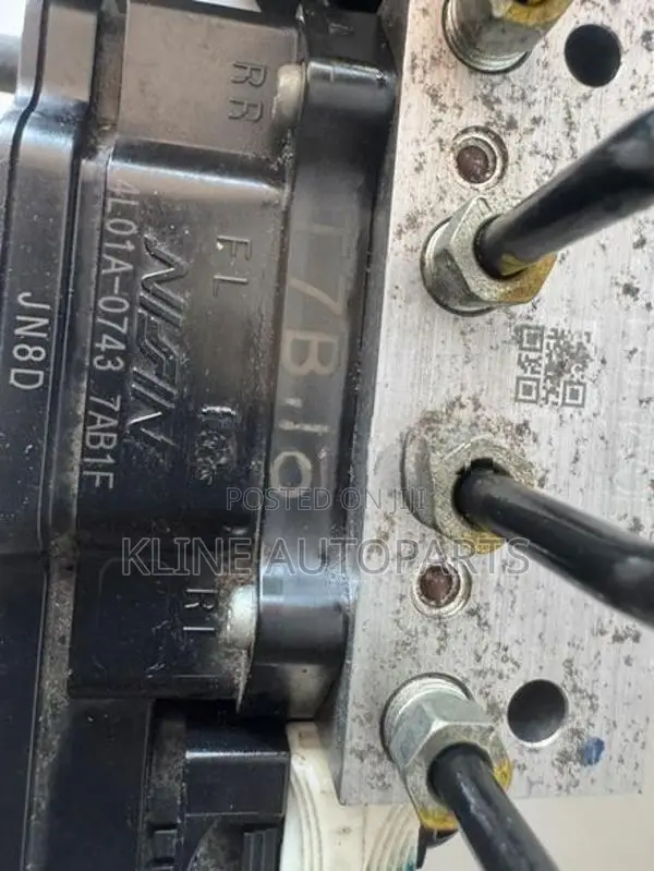 Honda Vezel ABS T7BJ5 complete