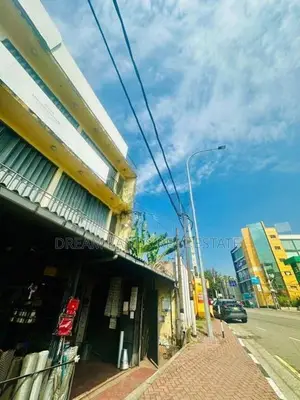☆ Nugegoda Jubilee Post 3 Story Building For Sale ( RS - 569 )