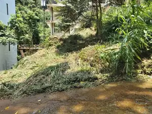 Valueabal land for sae in kandy Lake round