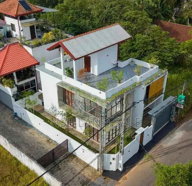 (NSB) SUPER LUXURY HOUSE FOR SALE IN ATHURUGIRIYA