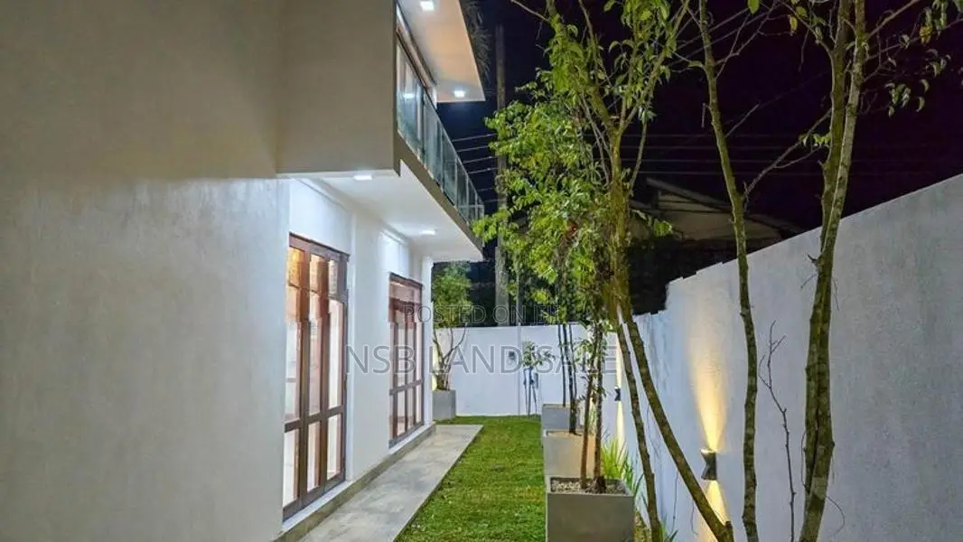 (NSB) SUPER LUXURY HOUSE FOR SALE IN ATHURUGIRIYA