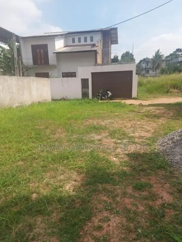 Maharagama Land For Sale in watagadara