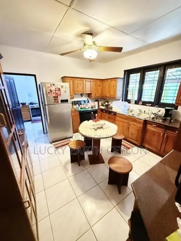 Sale Moratuwa, 2 Story Unfurnished House With A Pool For (NZMS3049)