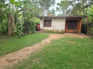 ගාලුපාරට සමීප පර්චස් 20 ක පැරනි නිවස ඉඩමේ වටිනාකමට - දලුවත්ත