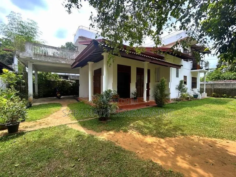 House in Kelaniya Biyagama Rd - Near Water Park 23.45 Perches