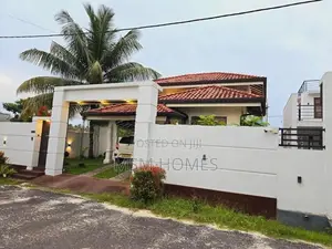 Luxury House with Fully Furniture For Sale in Negombo