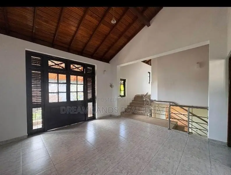 5BED HOUSE FOR RENT IN BATTARAMULLA (SP1061)
