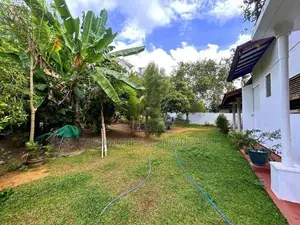 House in Kelaniya Biyagama Rd - Near Water Park 23.45 Perches