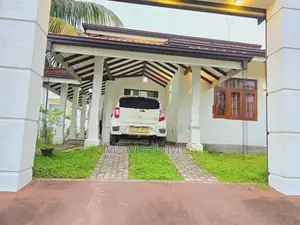 Luxury House with Fully Furniture For Sale in Negombo