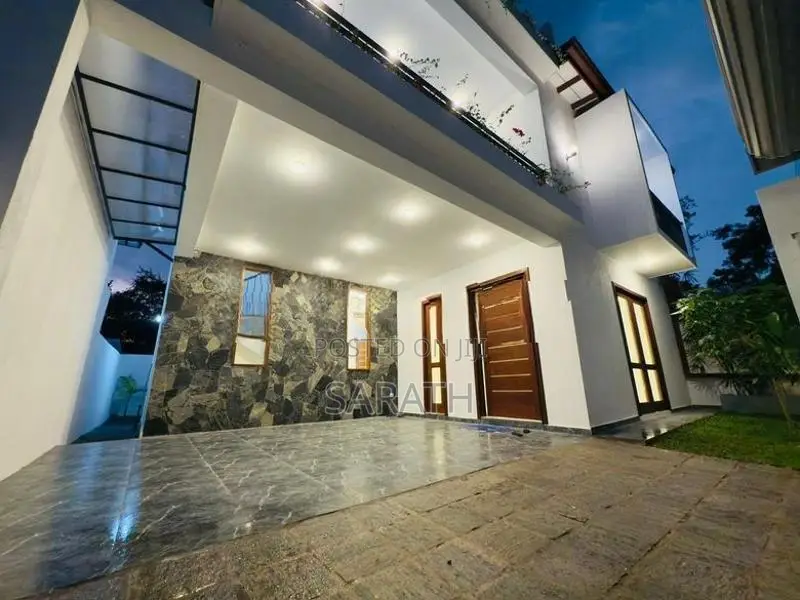 All Facility With Modern House In Malabe