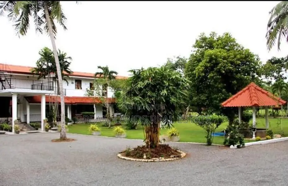 COMMERCIAL PROPERTY FOR SALE IN PILIYANDALA WITH FURNITURES (SP1063)