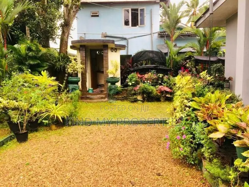 Land for Sale in Kadawatha