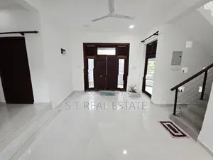 Modern Designed Luxury 3 Storey House for Sale in Kottawa