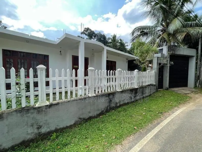 House for sale in kaduwela