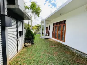 House for sale in kaduwela