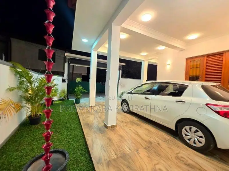 Super Quality Mordern 2 Storied House in Panadura