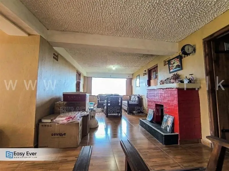 Spacious Multi-Unit Luxury Residence in Paradeka, Kandy | SH15305