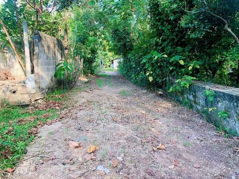 Land for sale in kadawatha