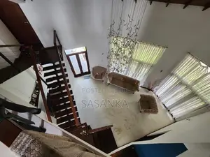 Thalawathugoda Hokandara Three Storey Luxury House For sale