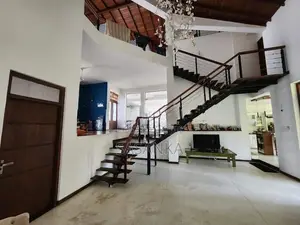 Thalawathugoda Hokandara Three Storey Luxury House For sale