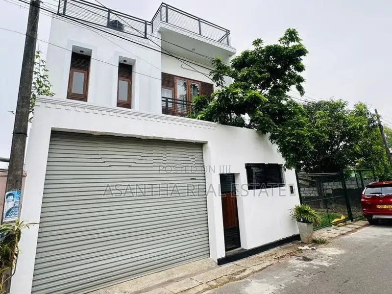 03 Storey House for Sale Madiwela Ebuldeneya Nugegoda