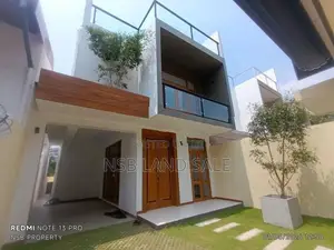 Brand New Luxury House for Sale Pelawaththa