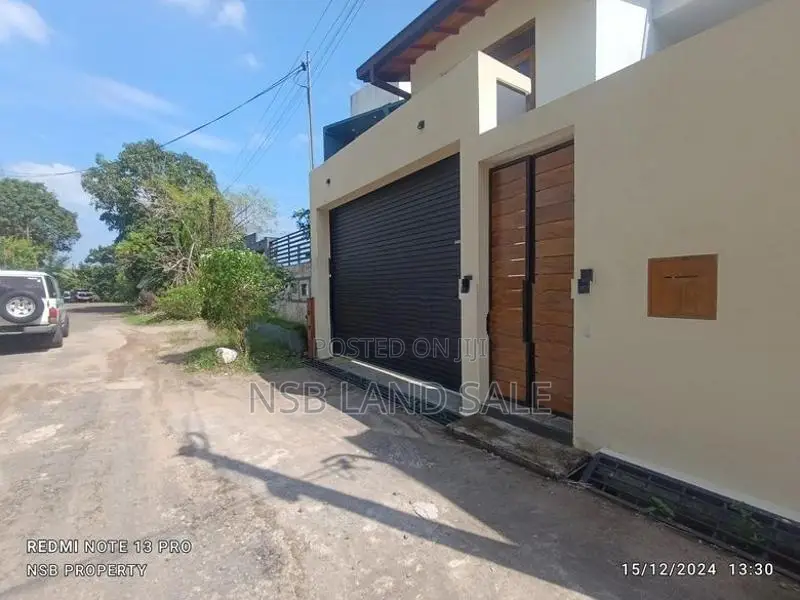 Brand New Luxury House for Sale in Thalawatugoda