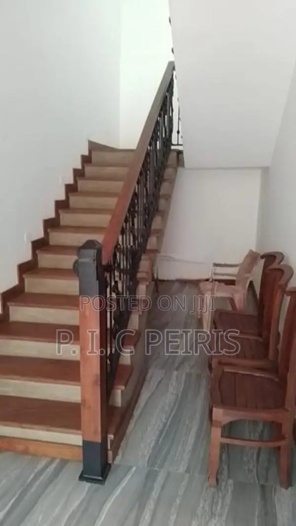 Transit Hotel For Sale Adiambalama Katunayake Gampaha